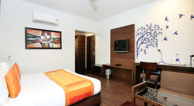OYO 4391 Hotel Iconic