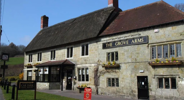 The Grove Arms, Book Hotel Hoteller i Shaftesbury med parkering, Parkering