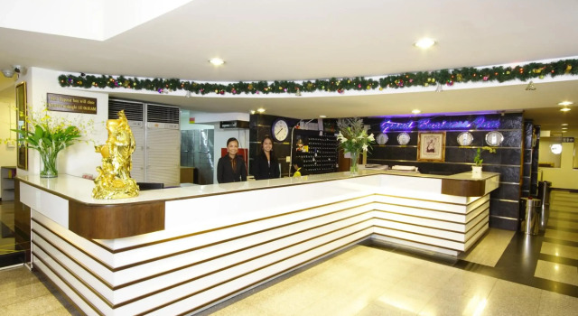 Grand Business Inn