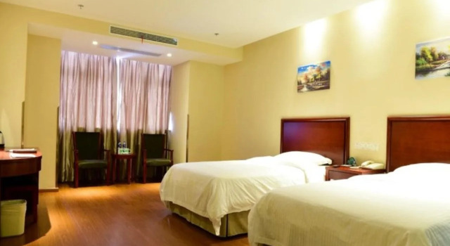 GreenTree Inn Jiangsu Wuxi Jiangyin Gaoxin District Shishan Road Business Hotel, Prenota Hotel Jiangyin Jiangsu