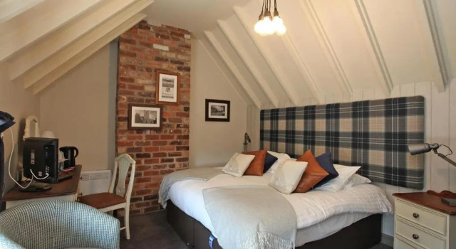 Номер Standard The Falcon Inn
