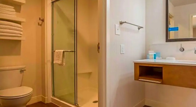 Двухместный люкс Hampton Inn Waynesboro
