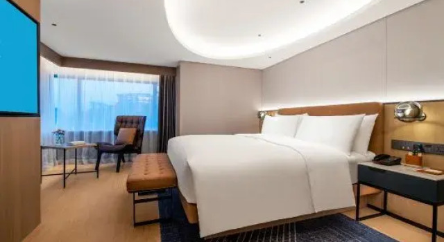 Двухместный семейный люкс с видом на город Four Points by Sheraton Kunming, Downtown
