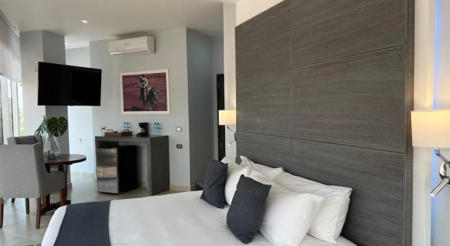 Полулюкс Hotel GRALTA