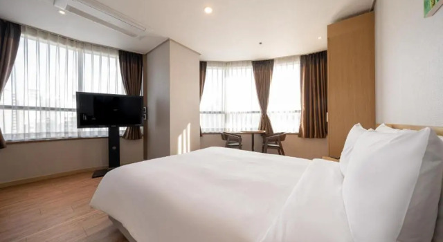 Двухместный номер Standard Ramada by Wyndham Seoul Dongdaemun