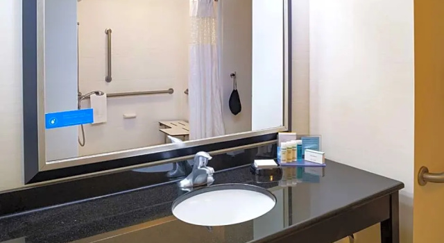 Двухместный люкс Hampton Inn Limerick