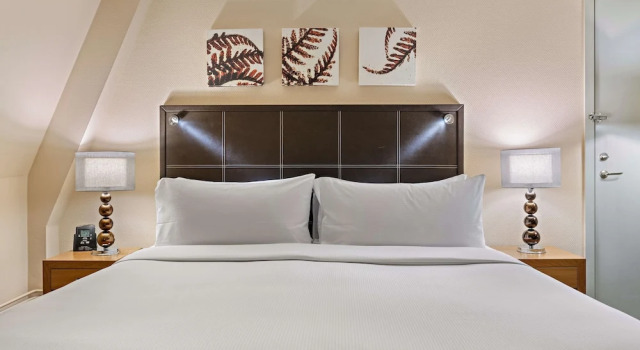 Двухместный семейный номер Executive Hilton Dresden an der Frauenkirche