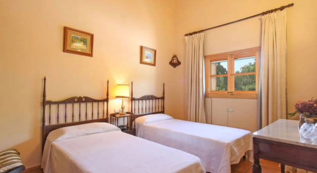 House Binibona Moscari, Rezerwuj Hotel Hotele w Majorka z parkingiem, Parking