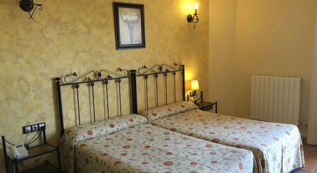 Двухместный номер Standard с балконом Hotel Rural Llano Piña
