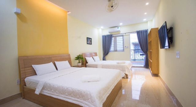 Семейный номер Standard с балконом Language Exchange Hostel 1