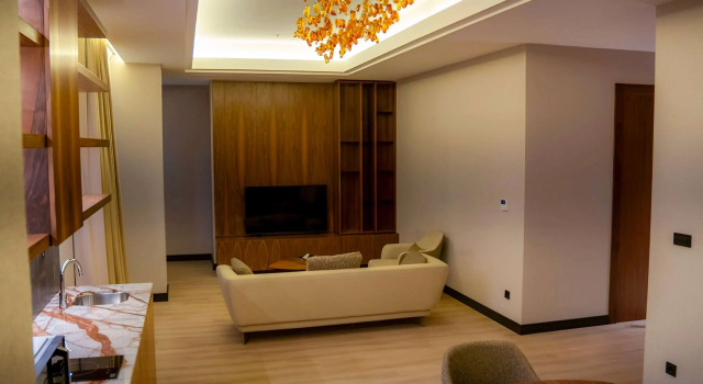 Ramada Hotel & Suites by Wyndham Erbil 32 Park