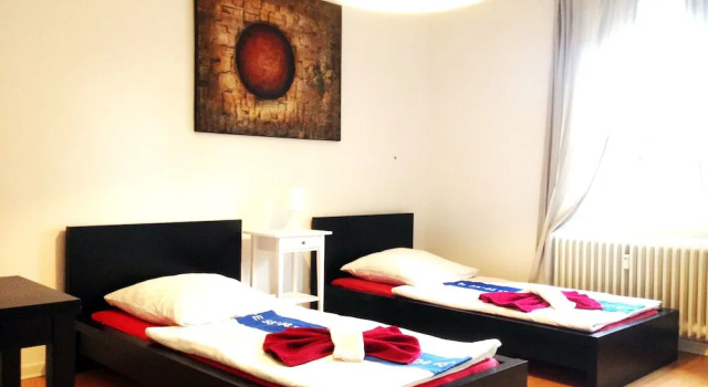 4139 Private Room 2 Persons, Забронировать Отель Ганновер Нижняя Саксония, рядом с Театр "Коммедиа Футура" на заводе "Айсфабрик"