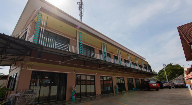 Brown Home Sattahip @ 19, Забронировать Отель Саттахип провинция Чонбури