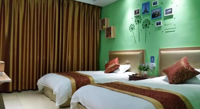 1 Qingnian Inn