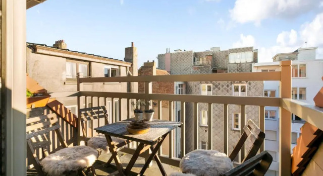 Апартаменты Modern Duplex Apartment Near the Beach