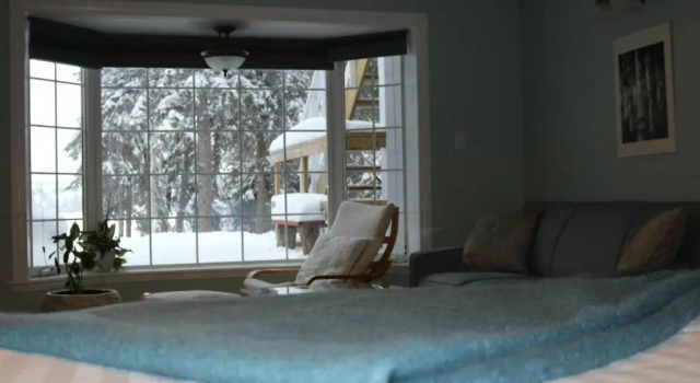 Люкс Great Slave Lakeside Bed & Breakfast
