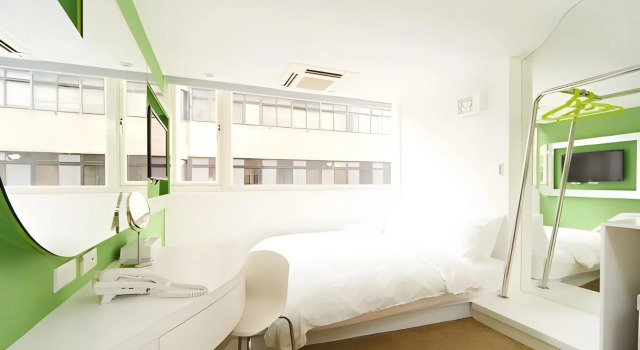 Forever Inn