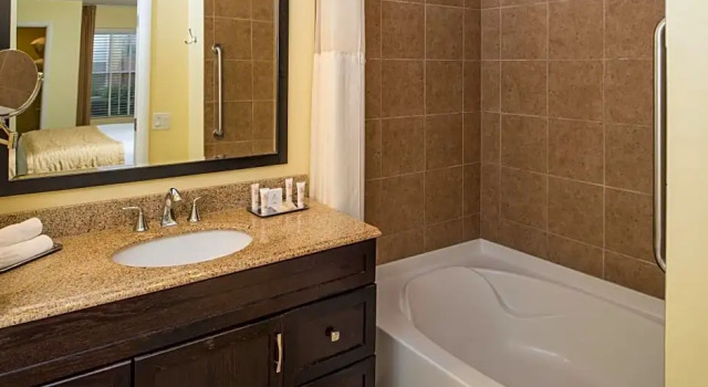 Люкс Accessible с 2 комнатами Hilton Vacation Club Desert Retreat Las Vegas