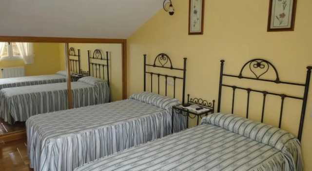 Casa Os Batáns, Rezerwuj Hotel  