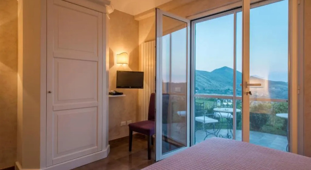 Люкс с 2 комнатами Collina Degli Ulivi B&B