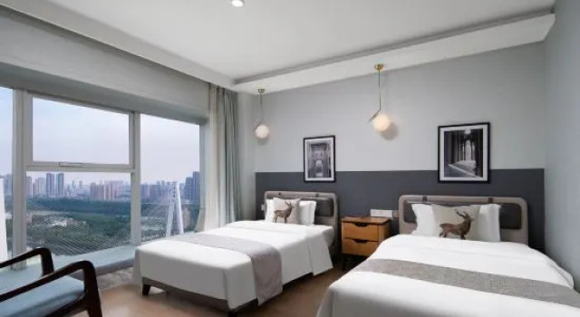 Тент Leisure· River View Loft Suites Hotel (Qiaokou Road Metro Branch, Yuexiu Fortune Center)