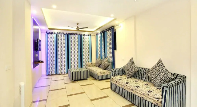 OYO 12324 Home Luxury 2BHK Kasauli, Забронировать Отель Отели штата Химачал-Прадеш 3 звезды, 3*
