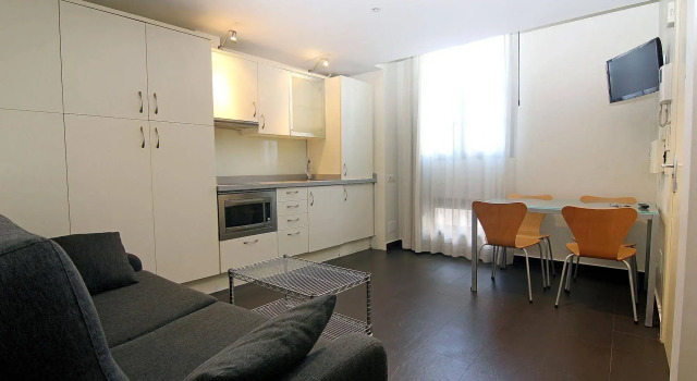 Picasso Apartments