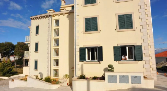 Apartments Barbara Sutivan, Забронировать Апартаменты/квартира Отели Сутиван с парковкой, Парковка