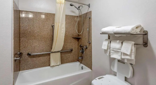 Люкс Comfort Inn Brownsville I-40