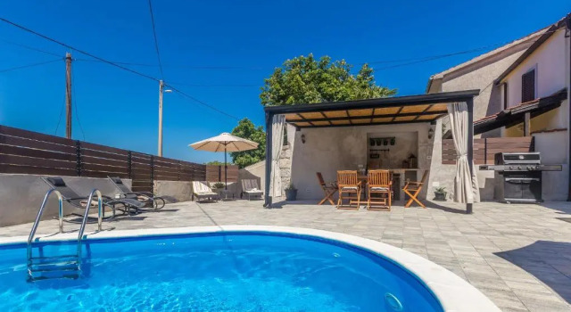 Holiday house PAVOVCI, Buchen Sie Hotel Brzac Insel Krk