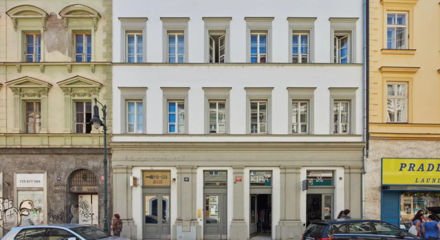 Bright Loft in New Town by Prague Days, Забронировать Отель Прага Чехия, рядом с Каролинум