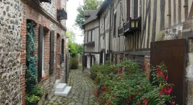 Honfleur Impasse St Jean, Забронировать Апартаменты/квартира Онфлер 
