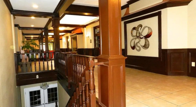 Comfort Inn, Buchen Sie Hotel SPA-Hotels in Warren, SPA