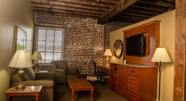 Люкс Jackson Park Inn, an Ascend Collection Hotel