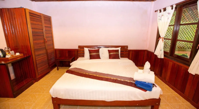 Cozy and comfortable stay !, Забронировать Гостевой дом Отели Южного Таиланда с парковкой, Парковка