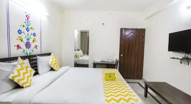 Номер Deluxe Hotel DVL INN- Near Jalmahal Jaipur