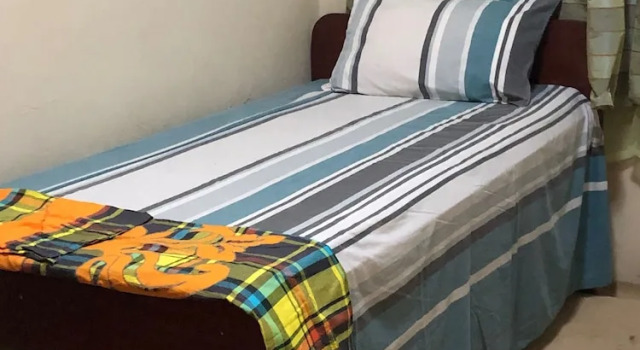 Кровать в общем номере Logerthine Cambridge Suriname