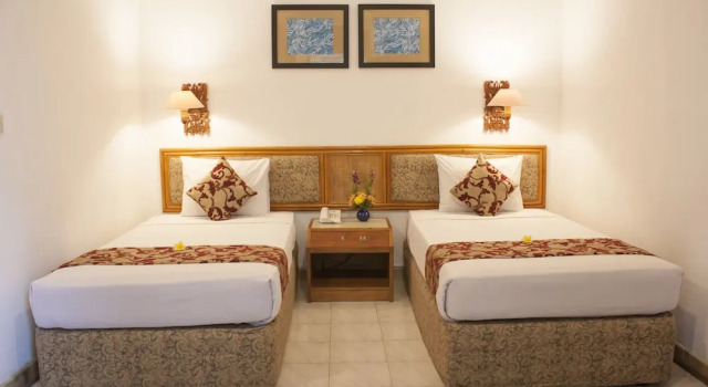 Номер Standard c 1 комнатой с балконом и с видом на сад Seminyak Paradiso Hotel