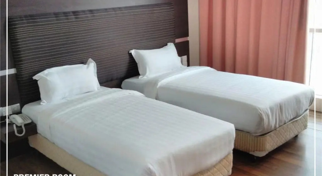 Номер Premier Courtyard Hotel 1Borneo