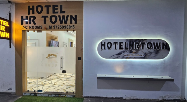 Hotel HR Town, Rezervovat Hotel Gándhínagar Gujarat