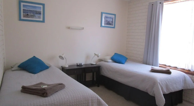 Семейные апартаменты с 2 комнатами с балконом Harbour Lights Holiday Units