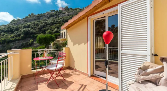Коттедж с 4 комнатами La maison des vacances