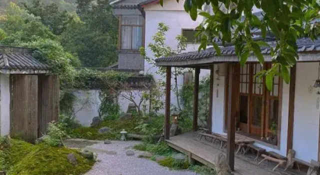 Miaozhuting Zen-Themed Tea Lodge Space Homestay
