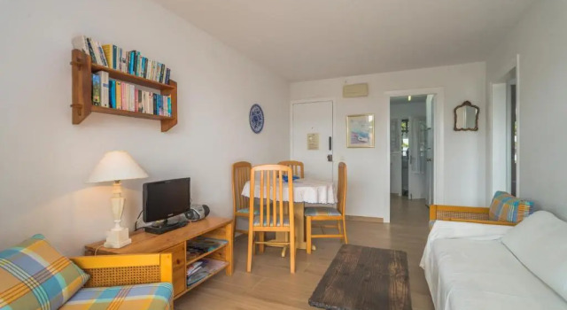 M-1 Calella De Palafrugell 4 Pax