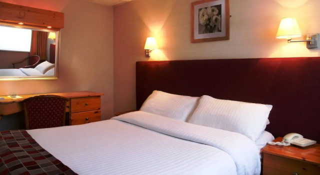 Семейный номер Standard с 2 комнатами King Charles Hotel