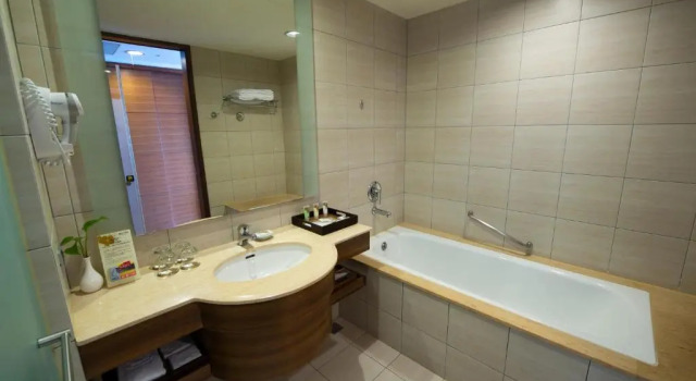 Трёхместный номер Standard Nice Prince Hotel