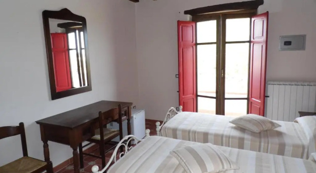 Agriturismo Pinturicchio, Book Hotel Brivadi 