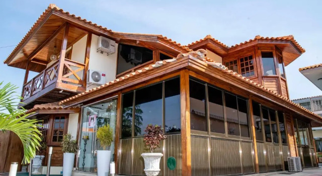 Ndussole House, 预订 酒店 罗安达 罗安达., 靠近 贝拉斯购物中心