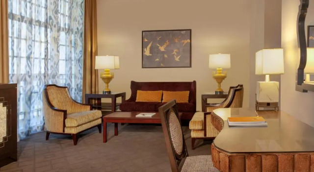 Люкс The Ashton Hotel