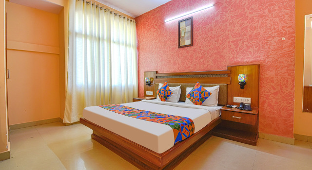 Номер Deluxe Fabhotel Royal Residency